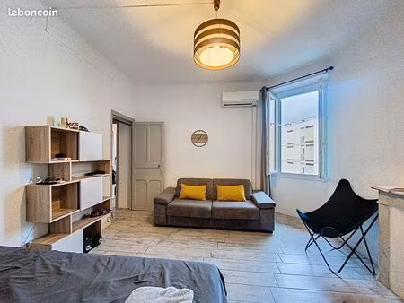 location t1 bis à l'année ou année scolaire