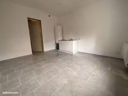 appartement 60m2 avec cour