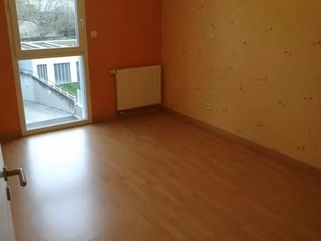 t3 hyper centre sainte luce sur loire