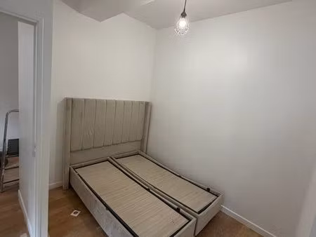 appartement 2 pièces semi meublé