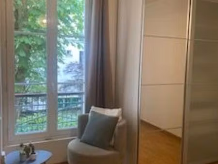 montmartre - studio meublé 22 m² sur jardin paysagé