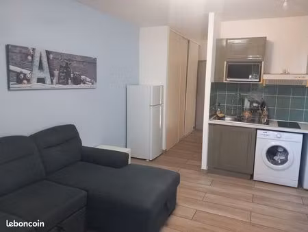 studio meublé