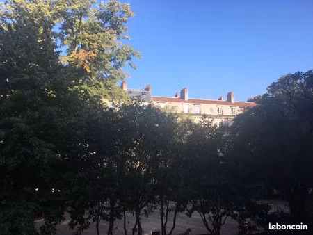 appartement meublé 2 pièces 27 m2 centre ville