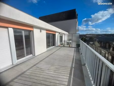 t1 avec grande terrasse