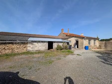 vente maison à aigrefeuille-sur-maine (44140) : à vendre / 85m² aigrefeuille-sur-maine