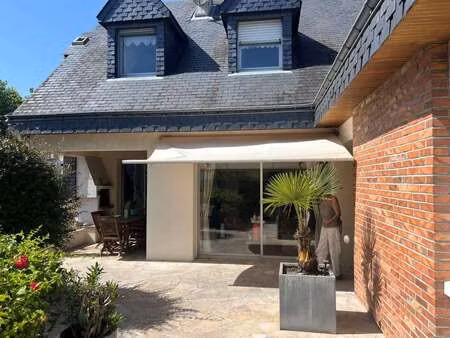 vente maison à laval (53000) : à vendre / 165m² laval