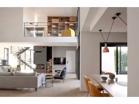 t4 en duplex est ouest 93m2 de terrasses