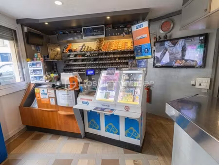 vente locaux professionnels à les mureaux (78130)  749 000 €