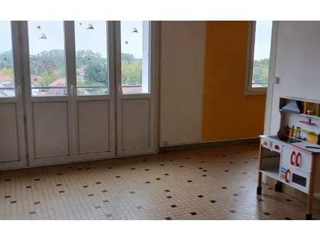 appartement bourges 73.41 m² t-4 à vendre  66 000 €