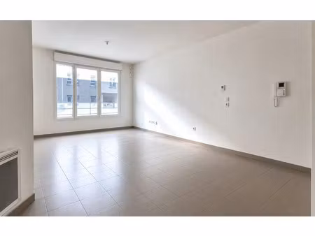 appartement meaux 87.14 m² t-4 à vendre  210 000 €