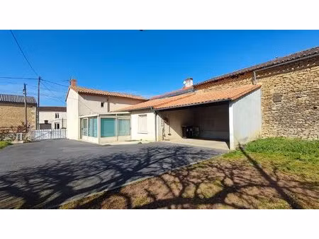 charmante maison avec véranda et carport à plaine-et-vallées