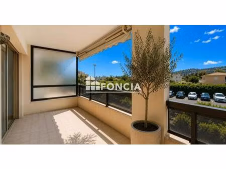antibes les pins exflora  2 pp  parking  cave  grande terrasse