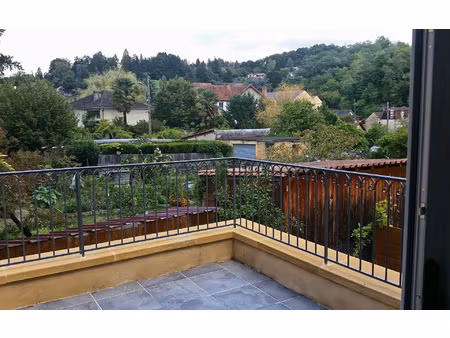location appartement  m² t-3 à sarlat-la-canéda  725 €