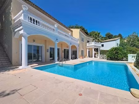 magnifique villa de caractere sur les hauteurs de mandelieu - vue mer panoramique
