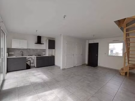 location maison à saint-sébastien-sur-loire (44230) : à louer / 71m² saint-sébastien-sur-l