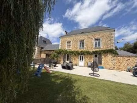 vente maison à changé (53810) : à vendre / 335m² changé