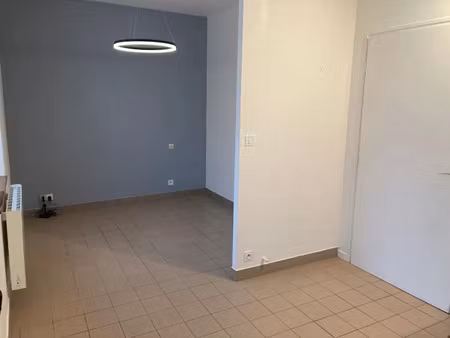 location appartement 1 pièce 30 m² à servon-sur-vilaine (35530)  430 €