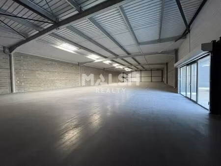 vente commerce 1 147 m²