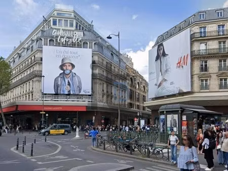 location commerce paris 75009 162m²