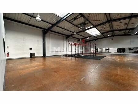 vente local d’activités miribel 01700 2637m²
