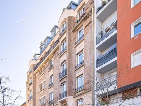 vente local d’activités montreuil 93100 341m²