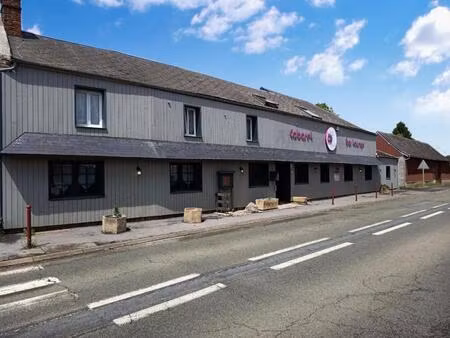 restaurant de 400 m2 + 2 appartements