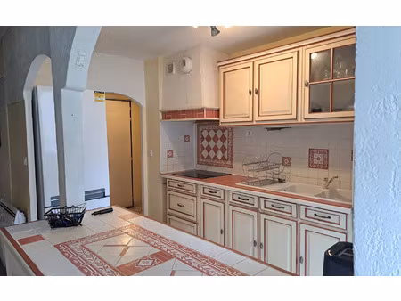 location appartement  m² t-2 à chambéry  730 €