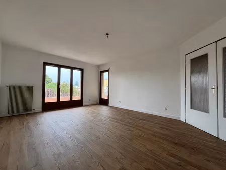 location appartement 3 pièces 70 m² à charnay-lès-mâcon (71850)  800 €