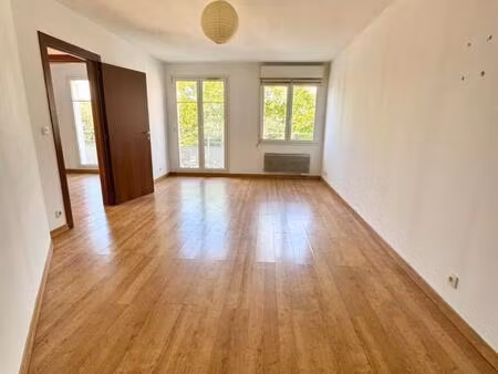 appartement 3 pièces avec balcon