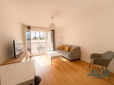 location meublée appartement 2 pièces 37.9 m² à le plessis-robinson (92350)  1 180 €