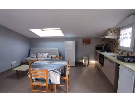 location appartement  m² t-2 à manosque  715 €