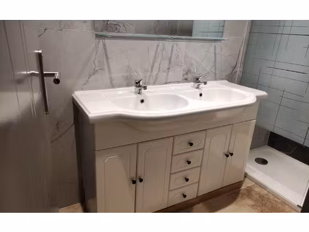 location appartement  m² t-3 à manosque  850 €