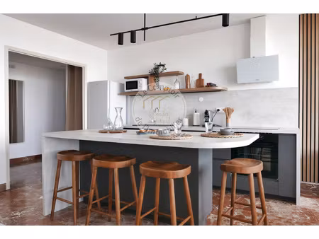 1 pièce 10 m2 super rouviere: location a la chambre - meuble