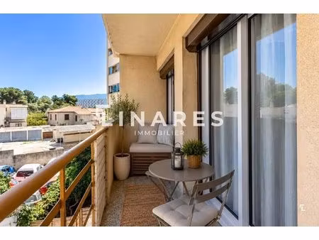 le nid paisible - appartement t3/4 de 66m2 - balcons - vue dégagée - cave - 13010
