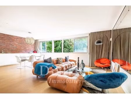 ecrin de verdure au coeur du 16ème. 4 pièces traversant de 95m².