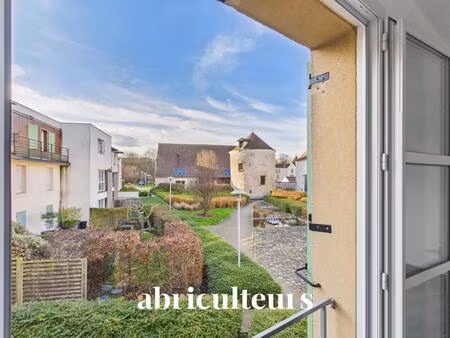 appartement t3 très lumineux - vue exceptionnelle sur le bassin et le pigeonnier – résiden
