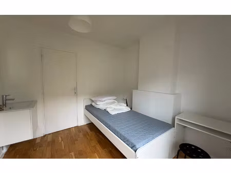 location appartement  10 m² t-1 à valenciennes  400 €