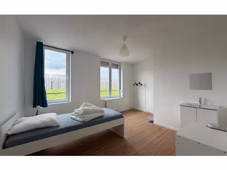 location appartement  12 m² t-2 à valenciennes  400 €