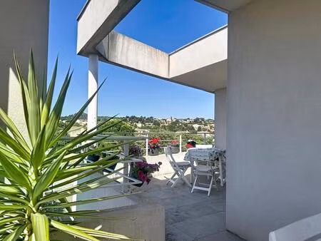exclusivité villeneuve appartement t4 105m² terrasse parking