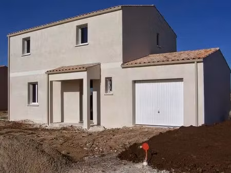 vente maison 5 pièces 110 m² cérons (33720)