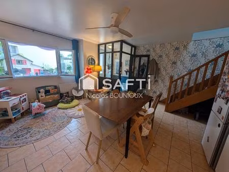 charmante petite maison de bourg