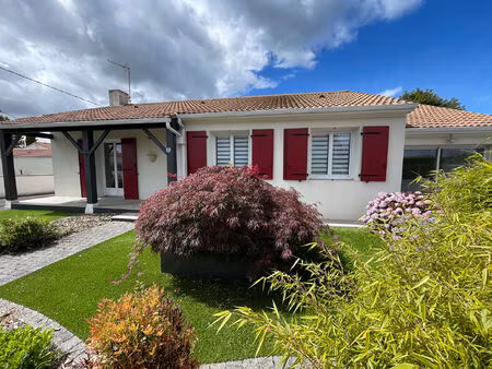 maison la chevrolière 8 pièce(s) 123.66 m²