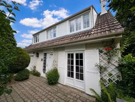 réf. 2269 - maison familiale  4 chambres et jardin