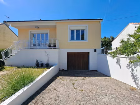 st jean de boiseau  maison familiale 4 ch + terrain 735 m²