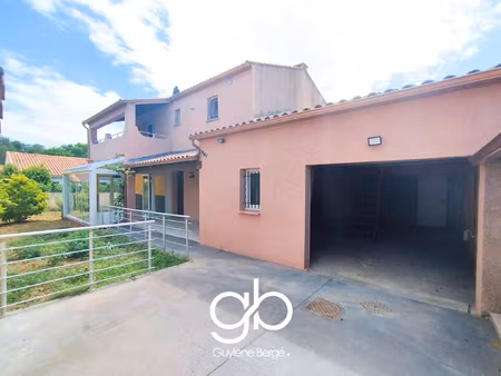 villa familiale 111 m2 - grand garage 53 m2 - terrain piscin