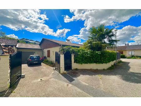 maison villefontaine m² t-3 à vendre  245 000 €