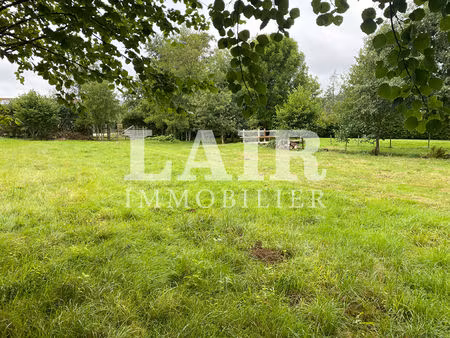 terrain constructible de 900 m² à radon - réf. 12877