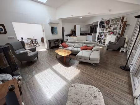 maison de plain-pied 180 m2 avec dépendance sur 900 m2 de te