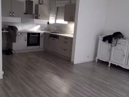 location appartement 3 pièces 68 m² à chaumont (52000)  760 €