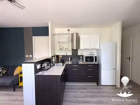 location appartement 2 pièces meublé à saint-herblain preux - crémetterie (44800) : à loue